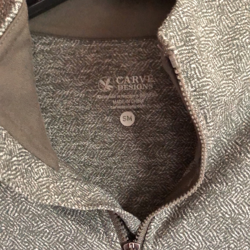 Carve designs zip up workout jacket - Picture 2 of 5